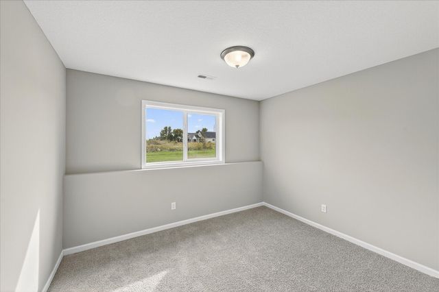 1002 Brandenburg Circle, Waverly, MN 55390