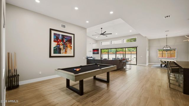 6715 E MONTECITO Avenue, Scottsdale, AZ 85251