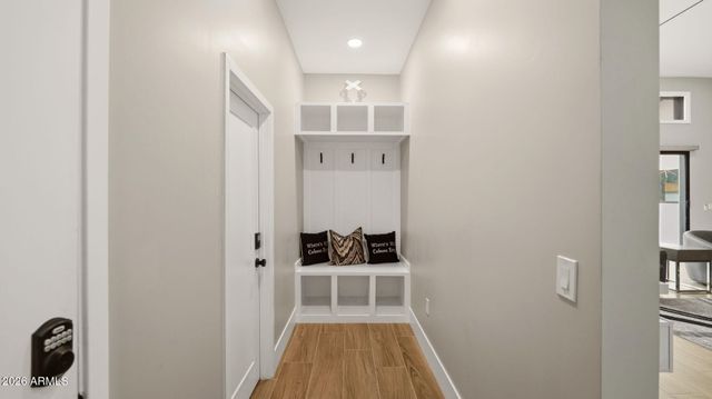 6715 E MONTECITO Avenue, Scottsdale, AZ 85251