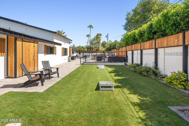 6715 E MONTECITO Avenue, Scottsdale, AZ 85251