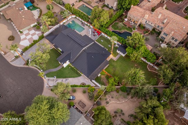 6715 E MONTECITO Avenue, Scottsdale, AZ 85251