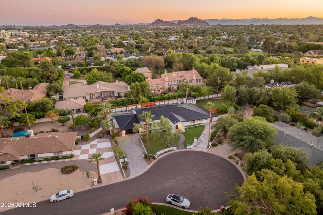 6715 E MONTECITO Avenue, Scottsdale, AZ 85251