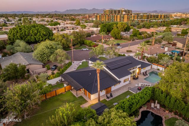 6715 E MONTECITO Avenue, Scottsdale, AZ 85251