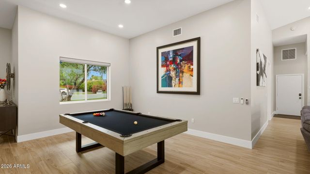 6715 E MONTECITO Avenue, Scottsdale, AZ 85251