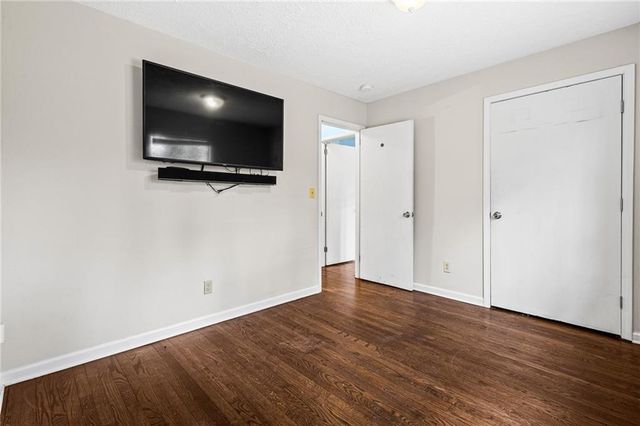 1993 Akron SE Drive, Atlanta, GA 30315