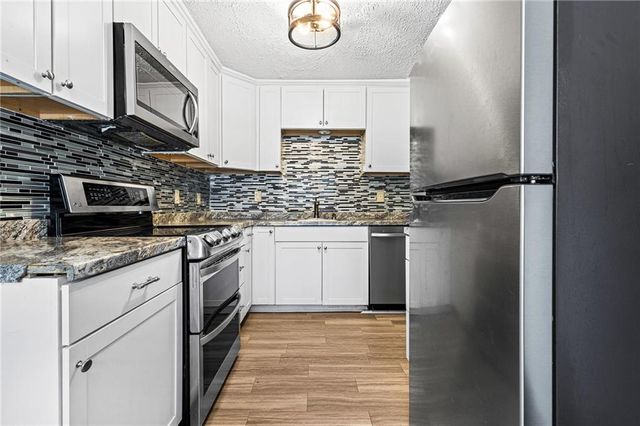 1993 Akron SE Drive, Atlanta, GA 30315