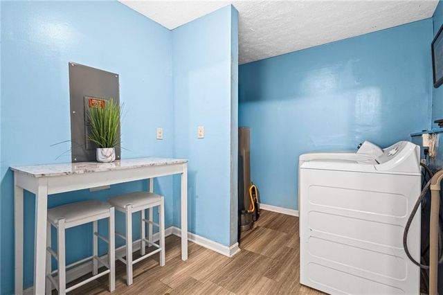 1993 Akron SE Drive, Atlanta, GA 30315