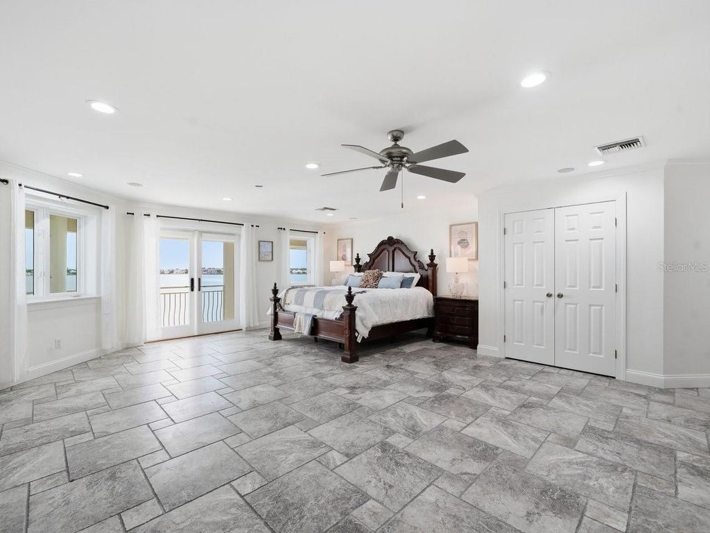 Image 58 of property listing at Address unavailable.