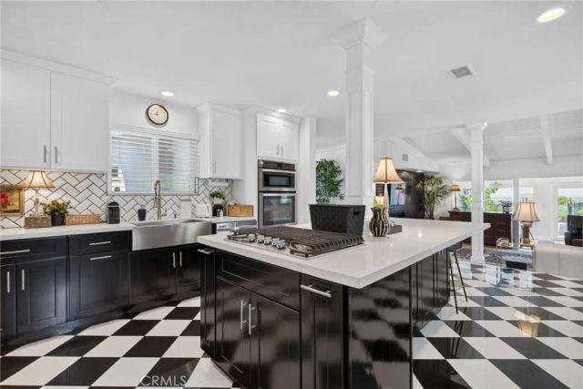 1427 Ransom, Riverside, CA 92506