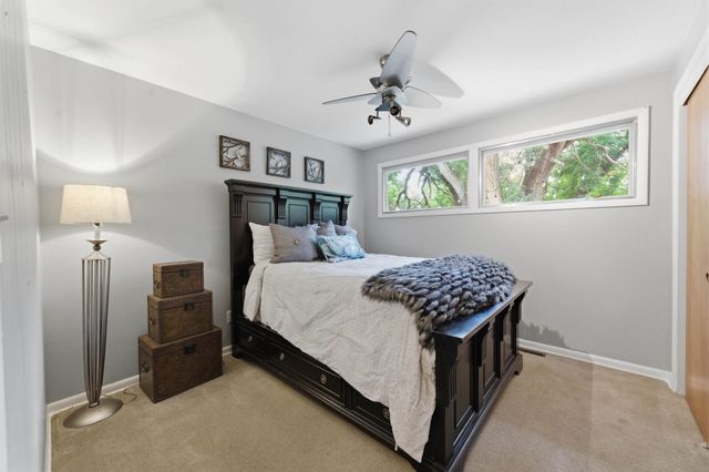 102 S Lochinvar St, Wichita, KS 67207