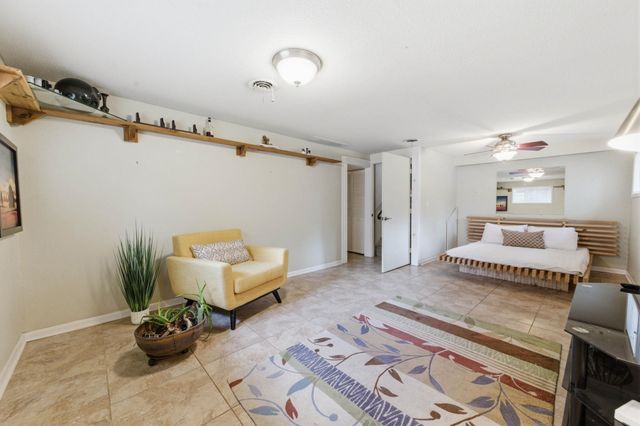 102 S Lochinvar St, Wichita, KS 67207