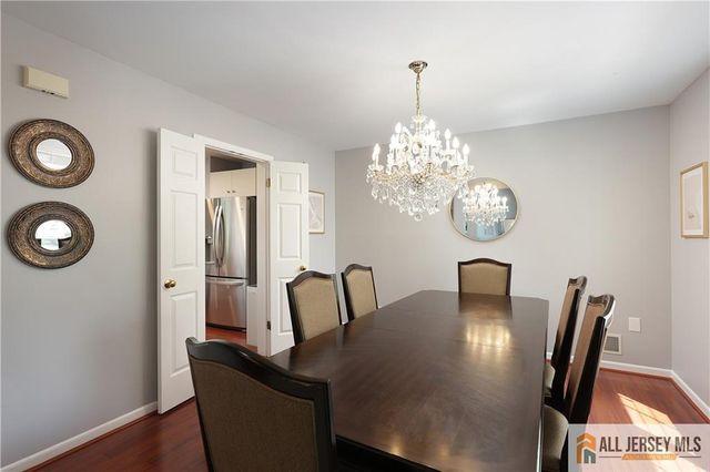 160 Buttonwood Drive, Piscataway, NJ 08854