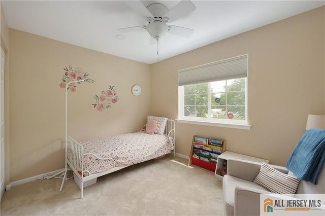 160 Buttonwood Drive, Piscataway, NJ 08854