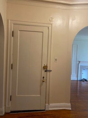 6832 S South Shore Drive 1, Chicago, IL 60649