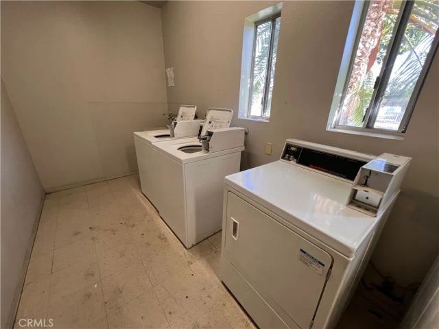 4307 W 142nd Street 4, Hawthorne, CA 90250
