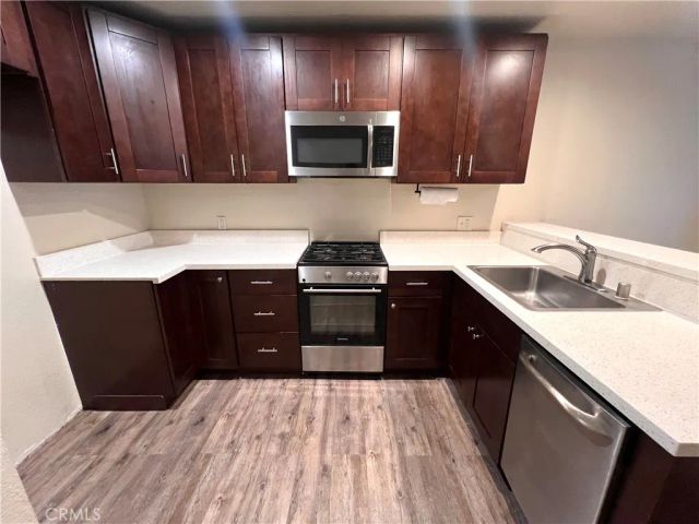 4307 W 142nd Street 4, Hawthorne, CA 90250