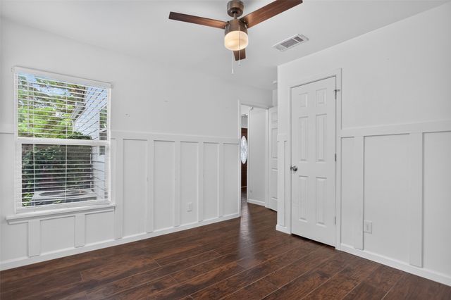 1618 Willow Street, Grand Prairie, TX 75050