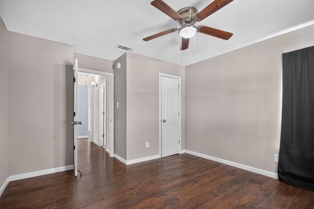 1618 Willow Street, Grand Prairie, TX 75050