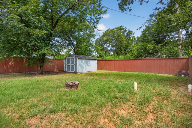 1618 Willow Street, Grand Prairie, TX 75050