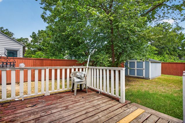 1618 Willow Street, Grand Prairie, TX 75050