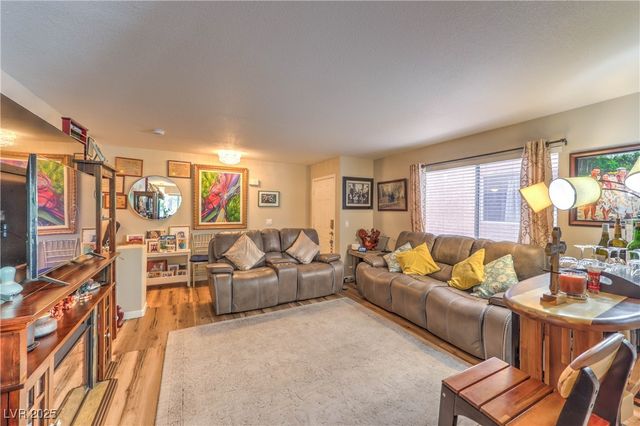 8056 Cimarron Ridge Drive 101, Las Vegas, NV 89128