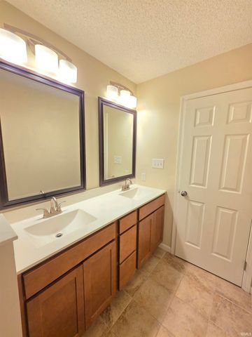 2218 S Bent Tree Drive, Bloomington, IN 47401