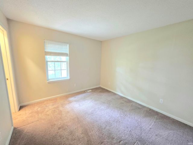 2218 S Bent Tree Drive, Bloomington, IN 47401
