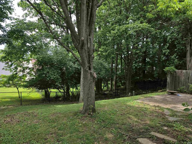 2218 S Bent Tree Drive, Bloomington, IN 47401