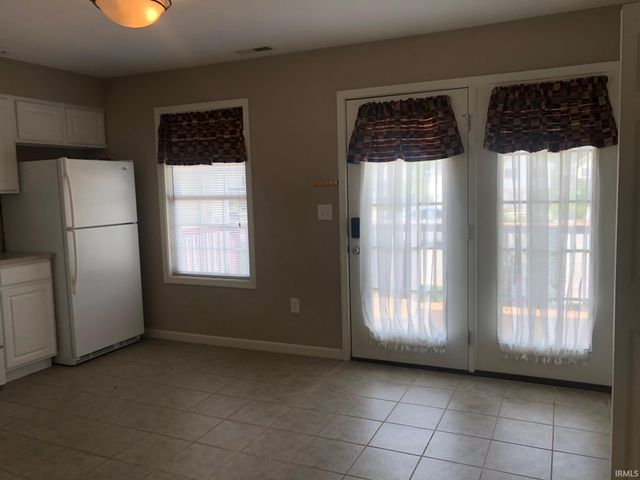 1285 S Cobble Creek Circle, Bloomington, IN 47401