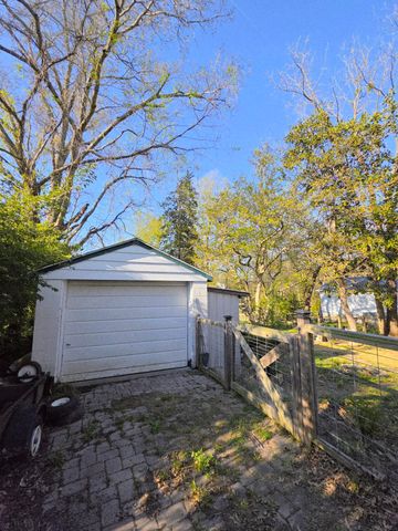 305 Jackson Street, Berea, KY 40403