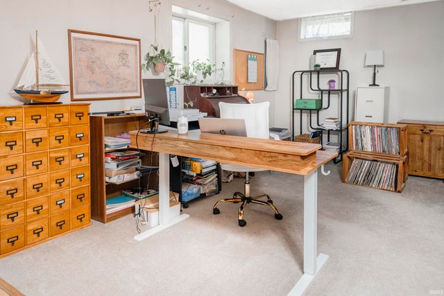 151 White Lane, Bedford, IN 47421