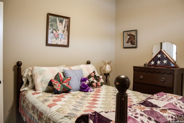 305 Yortown, Pleasanton, TX 78064