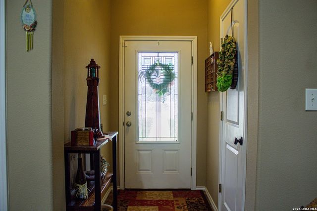 305 Yortown, Pleasanton, TX 78064