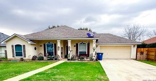 305 Yortown, Pleasanton, TX 78064