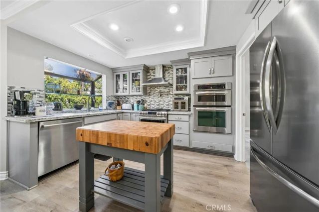 21955 Jeffers Lane, Saugus, CA 91350