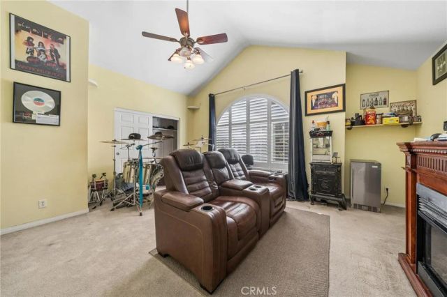 21955 Jeffers Lane, Saugus, CA 91350