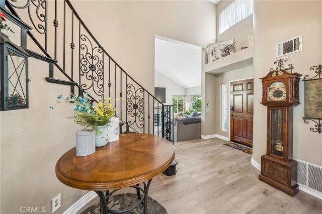 21955 Jeffers Lane, Saugus, CA 91350