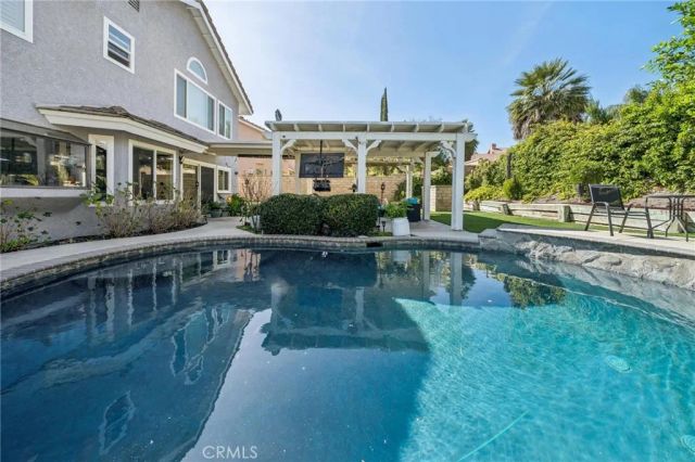 21955 Jeffers Lane, Saugus, CA 91350