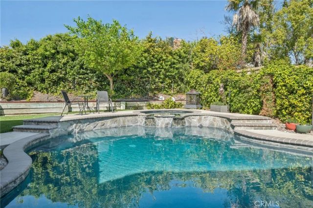 21955 Jeffers Lane, Saugus, CA 91350