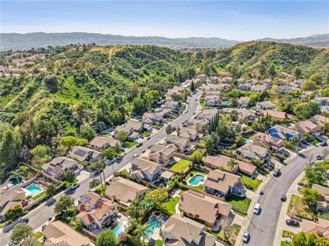 21955 Jeffers Lane, Saugus, CA 91350