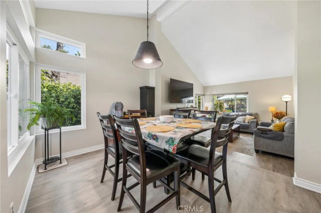 21955 Jeffers Lane, Saugus, CA 91350
