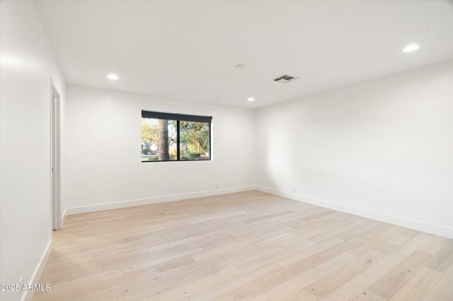 4605 E ORANGE Drive, Phoenix, AZ 85018