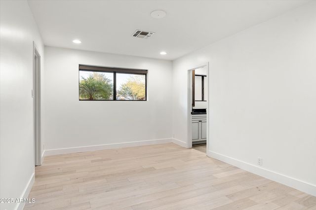 4605 E ORANGE Drive, Phoenix, AZ 85018