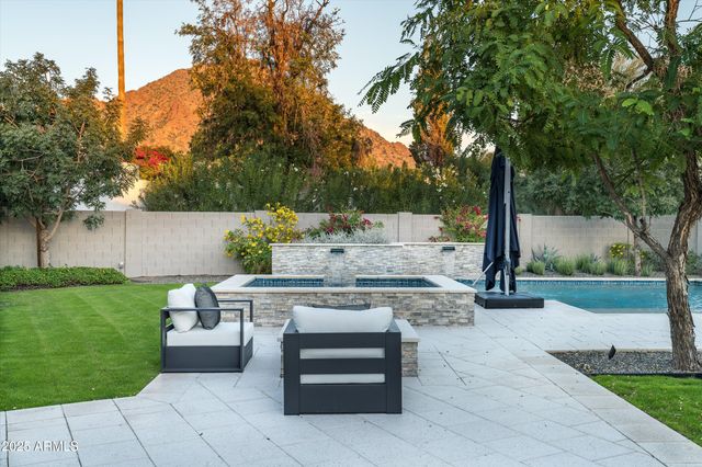 4605 E ORANGE Drive, Phoenix, AZ 85018