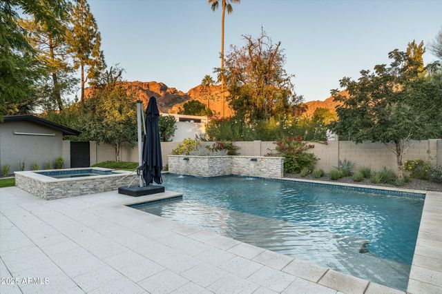 4605 E ORANGE Drive, Phoenix, AZ 85018