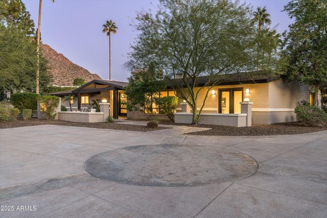 4605 E ORANGE Drive, Phoenix, AZ 85018