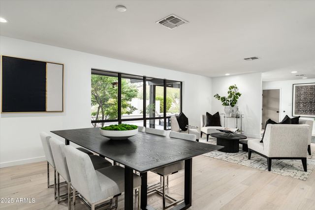 4605 E ORANGE Drive, Phoenix, AZ 85018