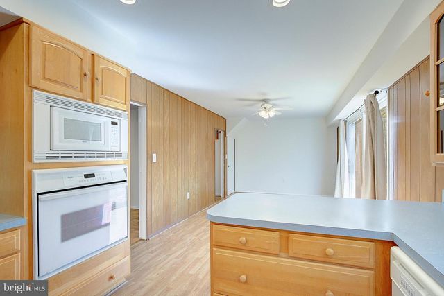 2811 BARBERRY LN, Bowie, MD 20715