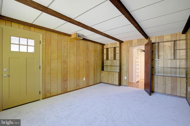 2811 BARBERRY LN, Bowie, MD 20715