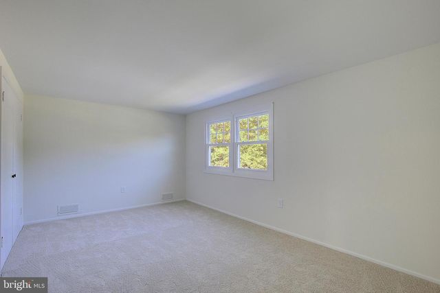 2811 BARBERRY LN, Bowie, MD 20715